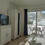 아파트 Ratak House 프리즈바