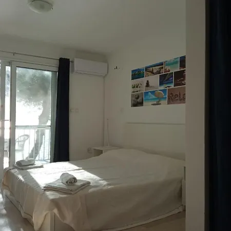 Apartment Ratak House *