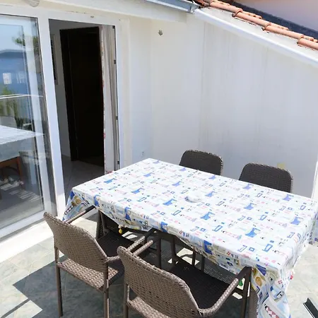 Ratak House Appartamento Prižba