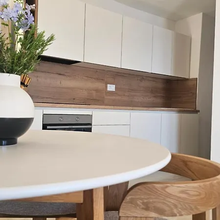 Apartment Ratak House Prizba