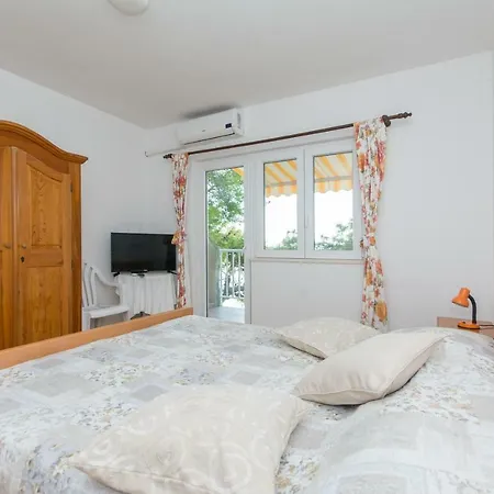 Ratak House Prižba