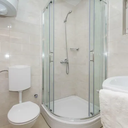 Ratak House * Prizba