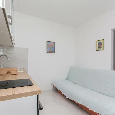 Ratak House * Prizba