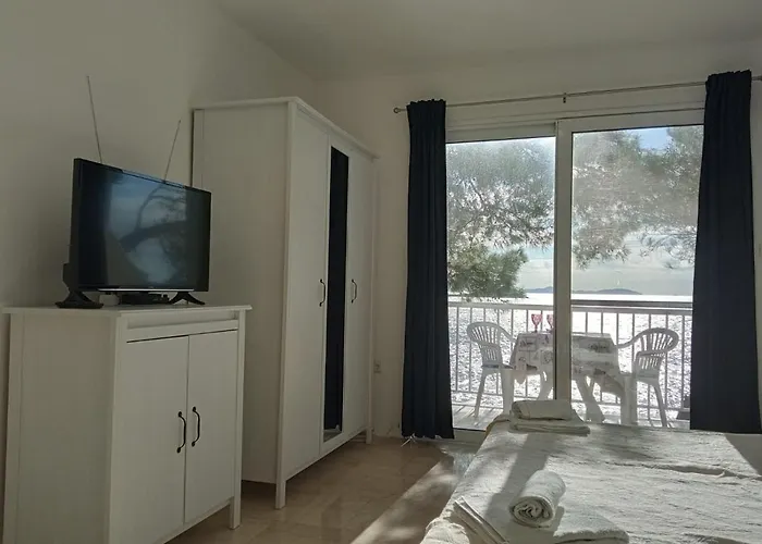 דירה Ratak House פריזבה