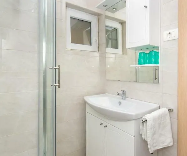 Ratak House דירה