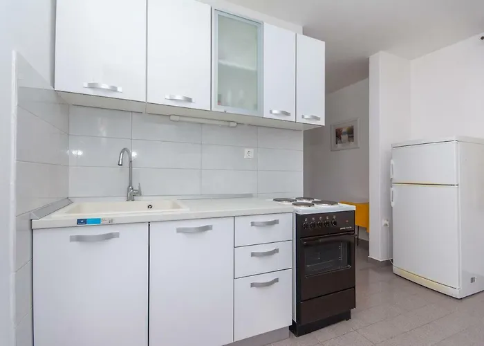 Apartment Ratak House *